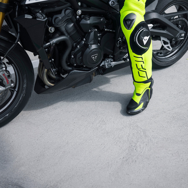 AXIAL 2 AIR BOOTS - ダイネーゼジャパン | Dainese Japan